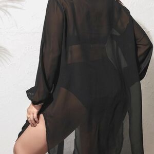 Pretty Little things body con dress cover up